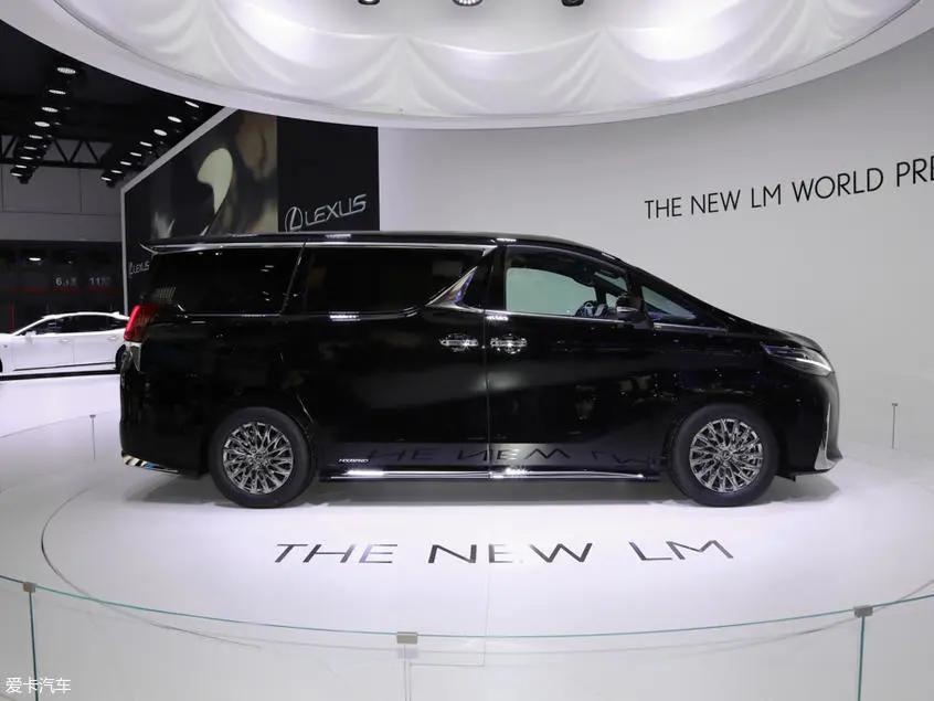 116.6万起，地表最豪华MPV，雷克萨斯LM正式上市