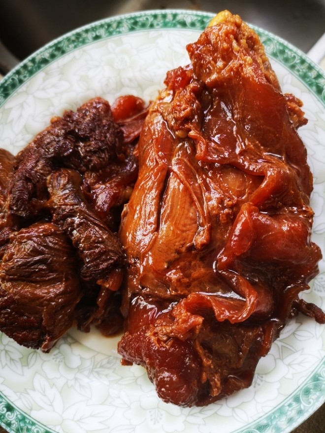 酱牛肉私家教学视频,常见家常酱牛肉的做法