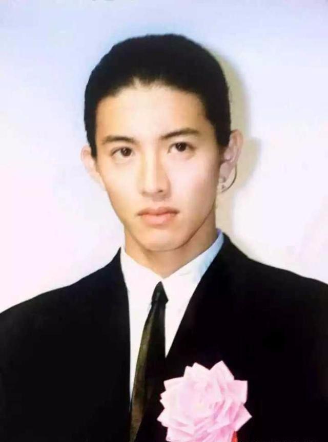 木村拓哉亚洲第一美男子,木村拓哉年轻时有多受欢迎