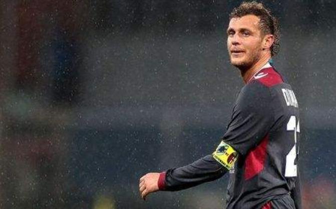 小猪佩奇满背纹身图,小猪佩奇身上纹掌声送给谁