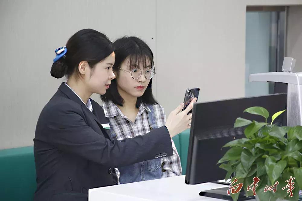 忘带银行卡了可以拿身份证吗,忘带银行卡但是有卡号可以存钱吗