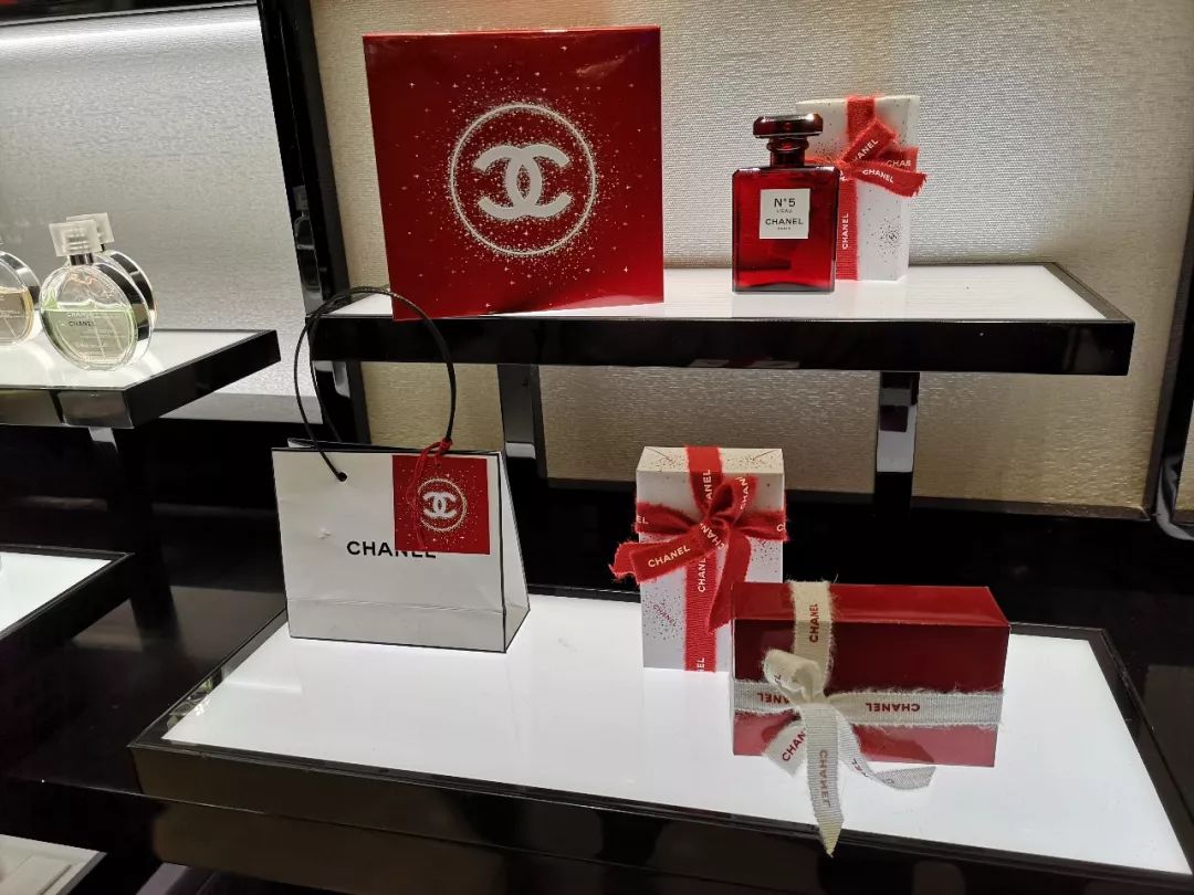 2018各大牌圣诞礼盒在哪买,2018圣诞套装礼盒开箱