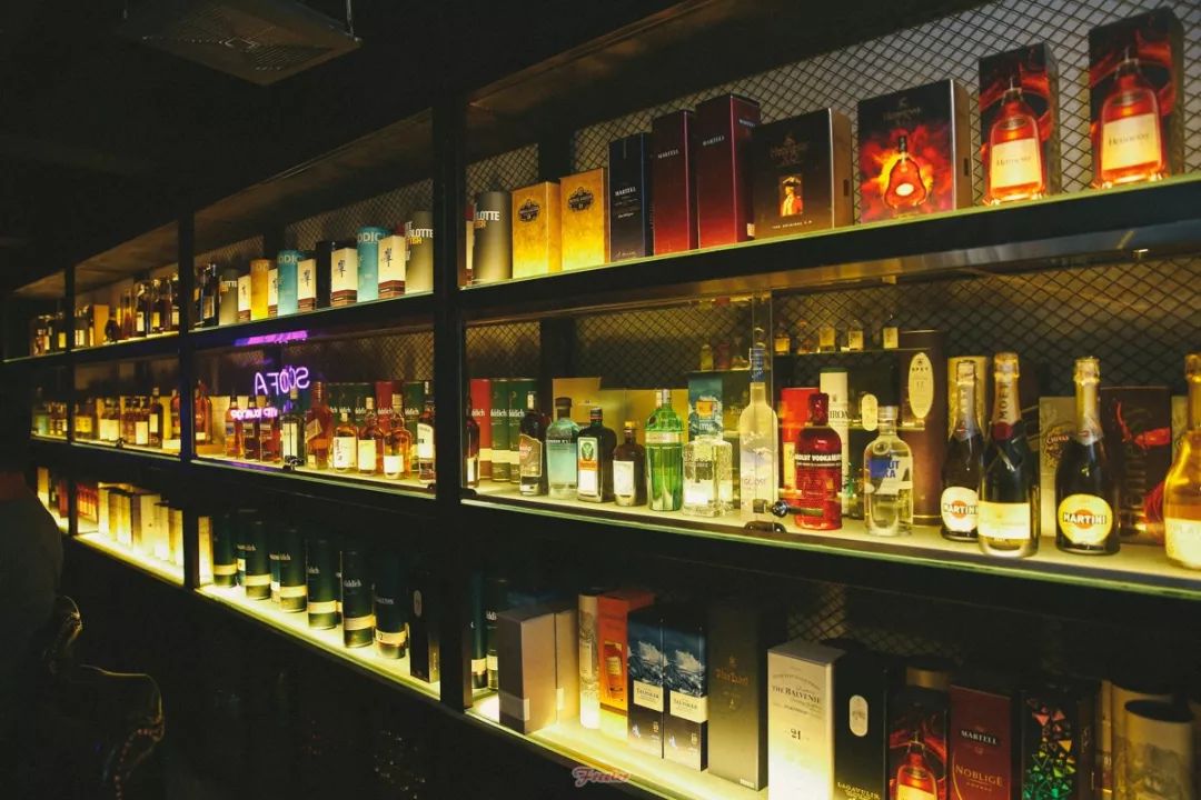 海口小众酒吧指南|放下手机,跟我喝酒去