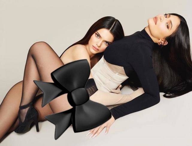 胸以下全是腿穿搭,肯豆詹娜穿legging照