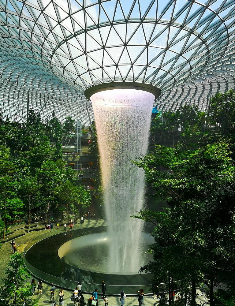 乌鲁木齐头屯河游客集散中心跨年,昌吉头屯河区游客集散中心电话