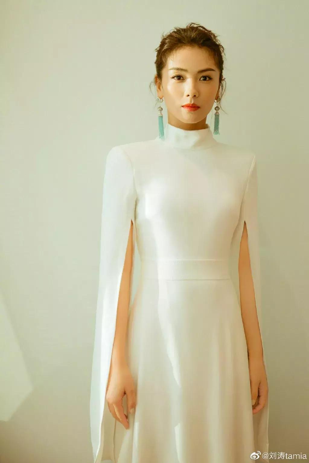 狐狸系穿搭,狐狸系女生适合的穿衣风格