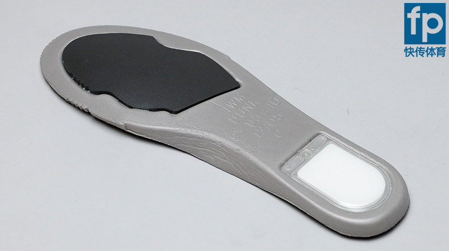 aj11whitebred开箱,aj11bred简版