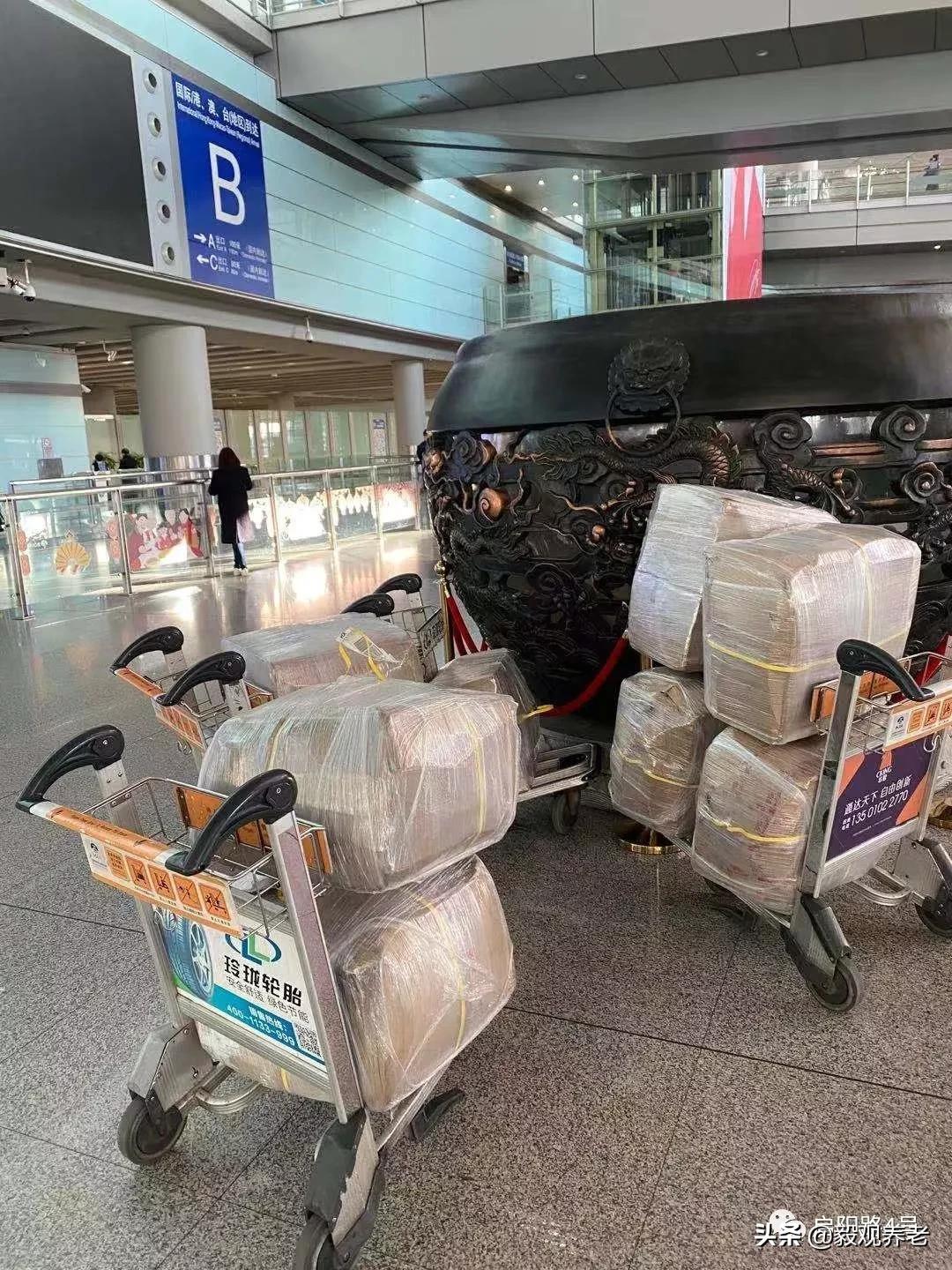 海外捐赠之困何解?慈善人士:我在伊朗买了20万个口罩,全被扣下