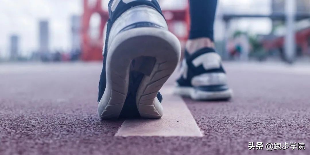 跑马新手推荐跑鞋,跑步新手挑选跑鞋主要看什么