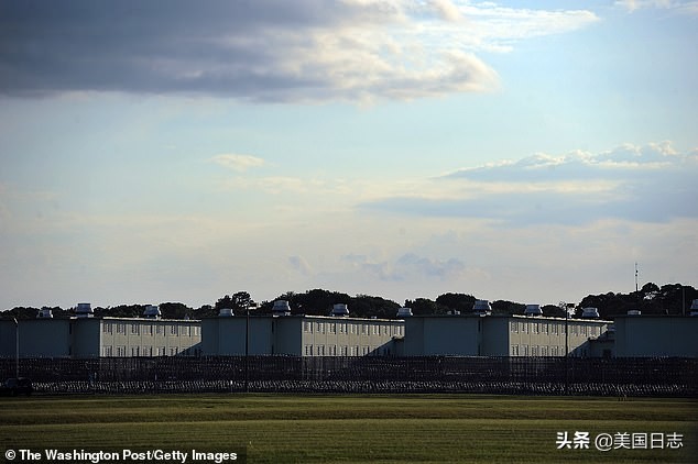 专杀情侣的变态杀人犯电影,专杀变态杀人犯的杀人犯是好人吗