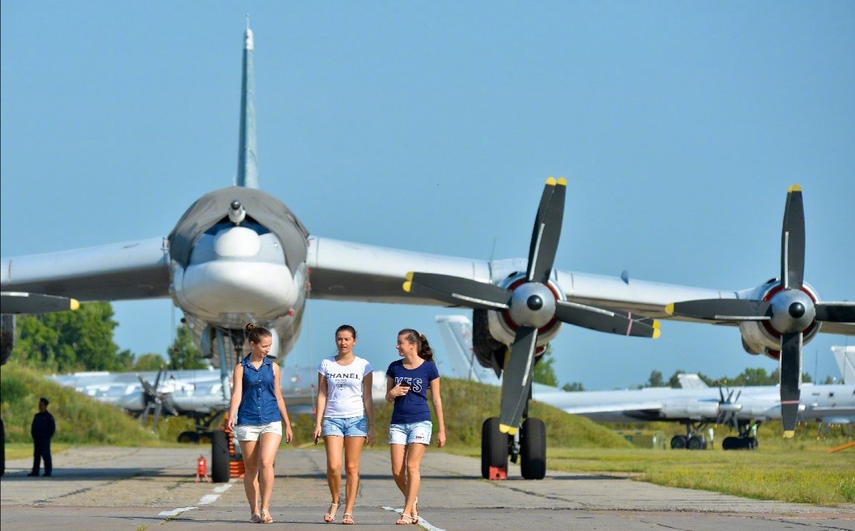 野牛登陆艇,野牛级登陆艇视频