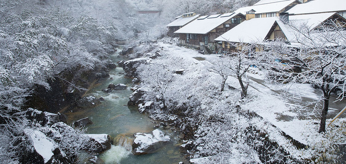 日本网友泡温泉,日本泡温泉混浴