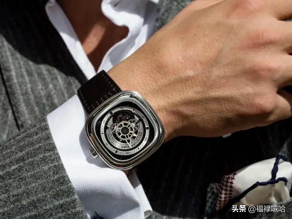 新年相亲加分秘籍|如何从手表分辨这个潮男的“真伪”