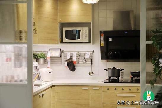 分享10款好看实用的厨房,高颜值实用厨房全靠这些技巧