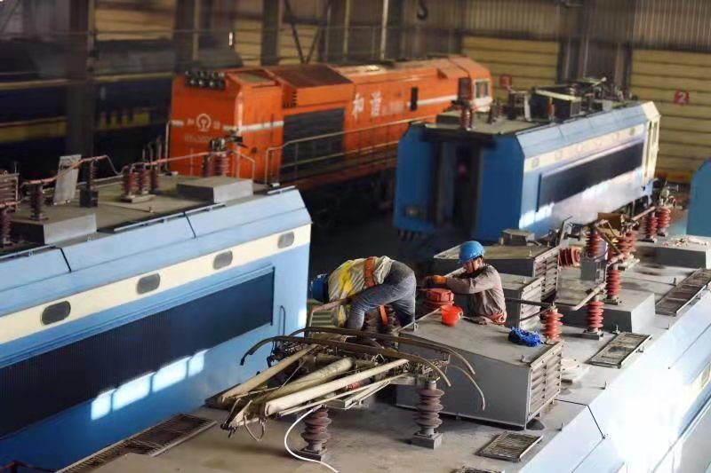 火车头冬天冷不,火车头为啥这么冷