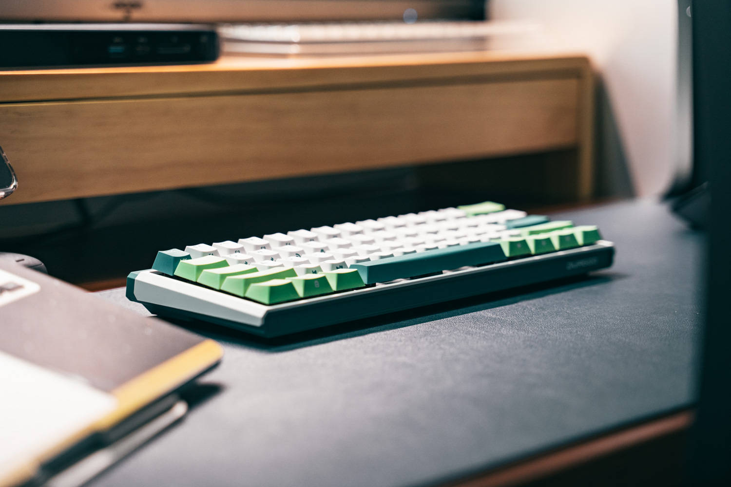 杜伽k330键盘限定,杜伽k310无光版键盘测评