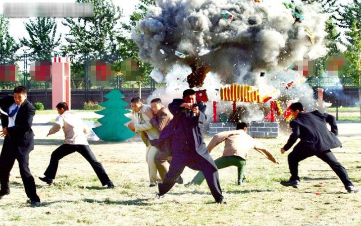 里根遇刺的真实原因,里根总统遇刺案保镖挡子弹