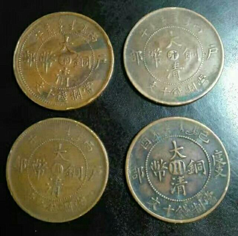 辞旧迎新回忆过往的感慨,回想过往皆是辛酸