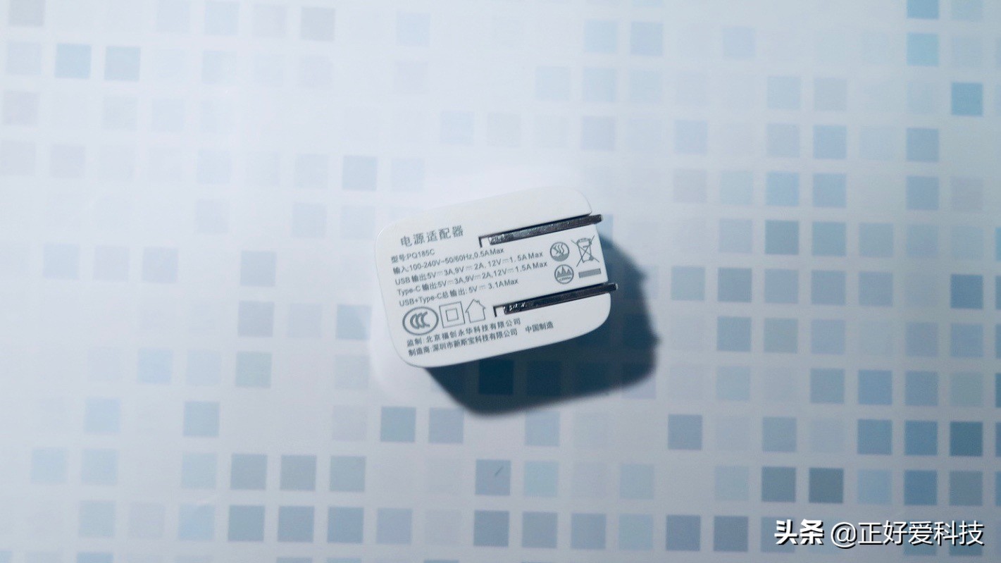 iphone11手机壳三孔,iphone11手机壳数据线