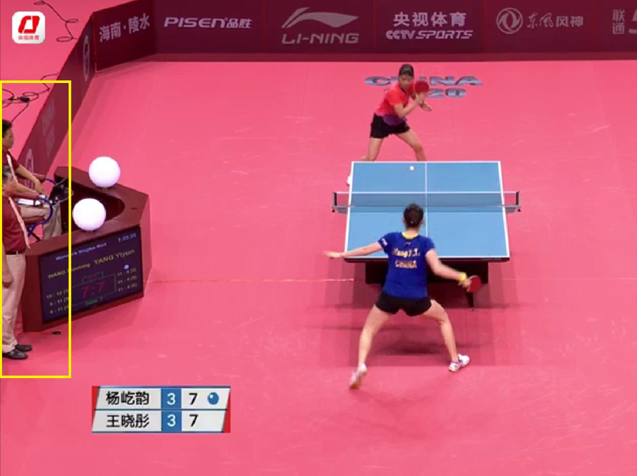 国乒模拟赛打出离奇比赛，第三裁判场边大声报数，场面瞬间反转
