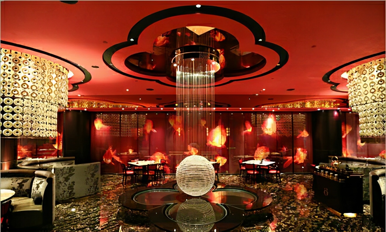 婢抽棬宸撮粠閰掑簵杩樻槸濞佸凹鏂厭搴楀ソ,婢抽棬鍥涘閰掑簵鍜屽洓瀛ｅ悕鑽熷摢涓ソ