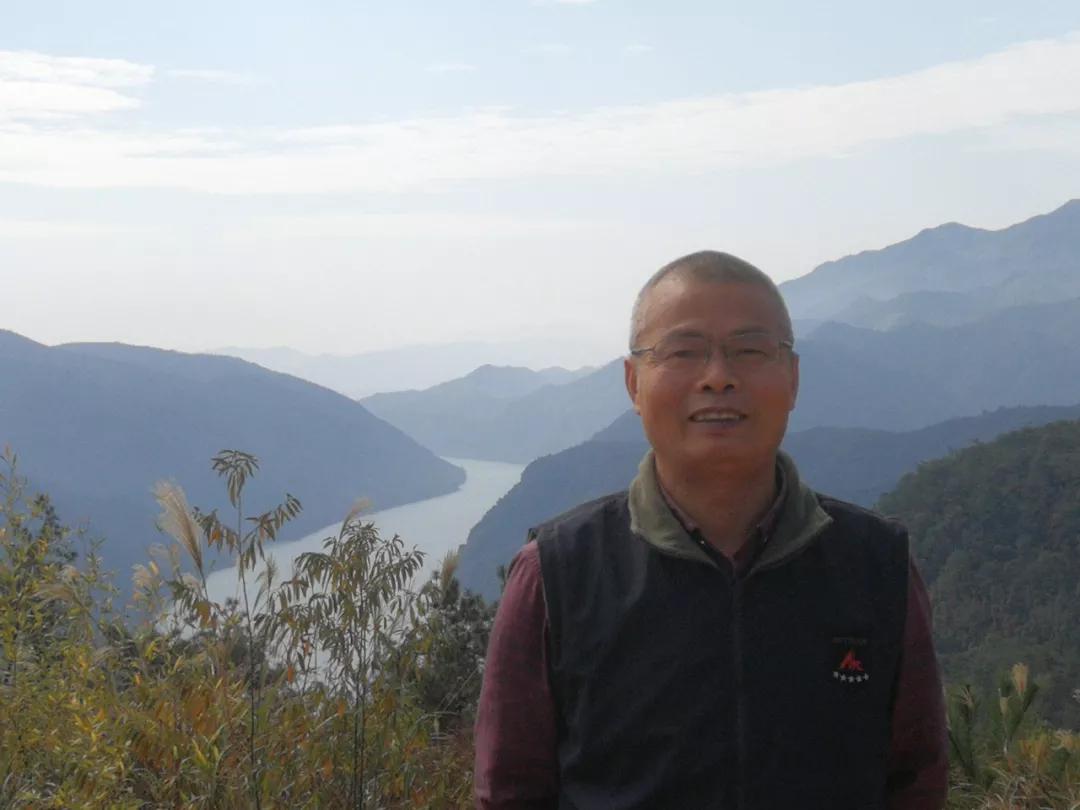 “桐”是一家人，面对疫情，我们“桐”舟共济！逆行者，我们等你凯旋