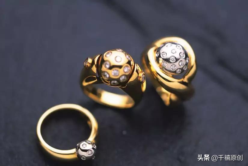 金镯子出现白斑,金镯子有白斑怎么解决