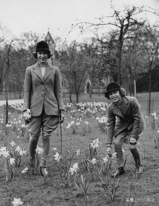 玛格丽特公主年轻照,玛格丽特公主和伊丽莎白女王