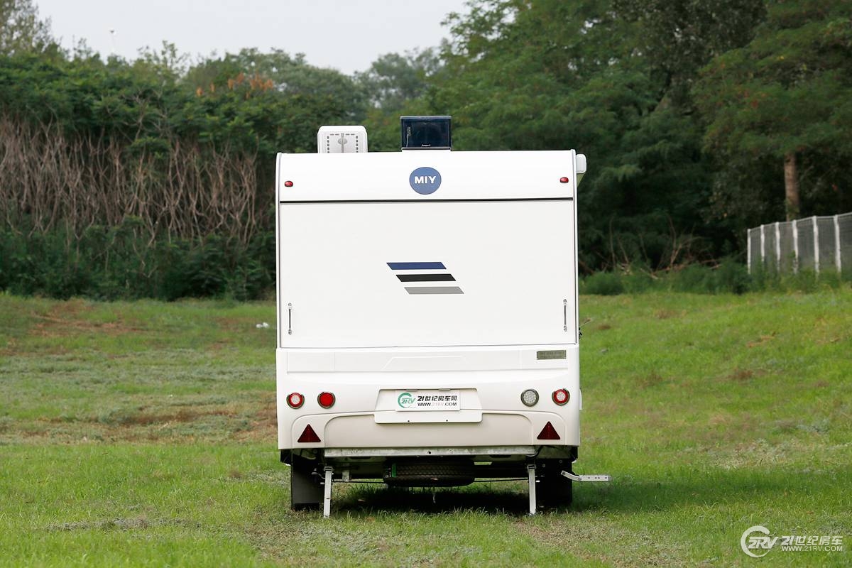 房车价格5-10万元拖挂式房车,房车价格5-10万元7米拖挂房车