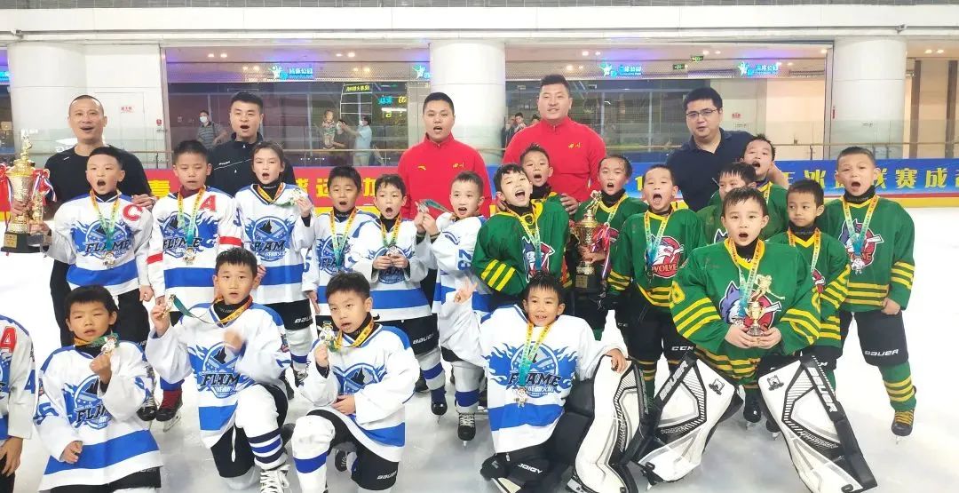 四川冰球比赛,中国青少年冰球联赛川渝赛区