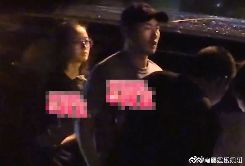 公开恋情？他前女友瓜好大