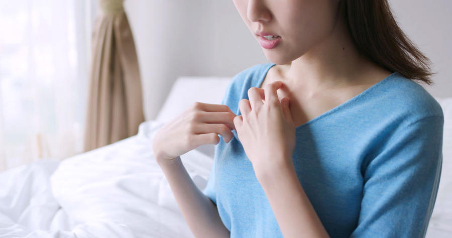 采紫禁红霞做围巾，轻暖丝滑，让你红运整年