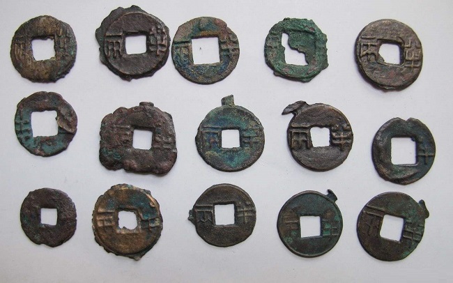 汉武帝把铸币权收归中央有何影响,汉武帝为什么会将铸币权收归中央