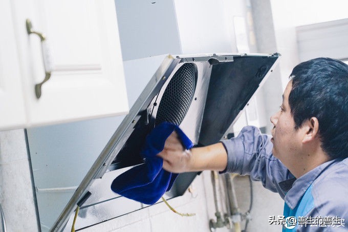 美的油烟机官方专业清洗,美的智慧生活侧吸油烟机深度清洗