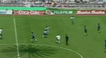 足球比赛的魅力在于它的偶然性,足球运动比赛