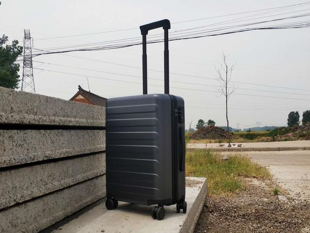出差必备神器旅行箱,旅行必备神器行李箱
