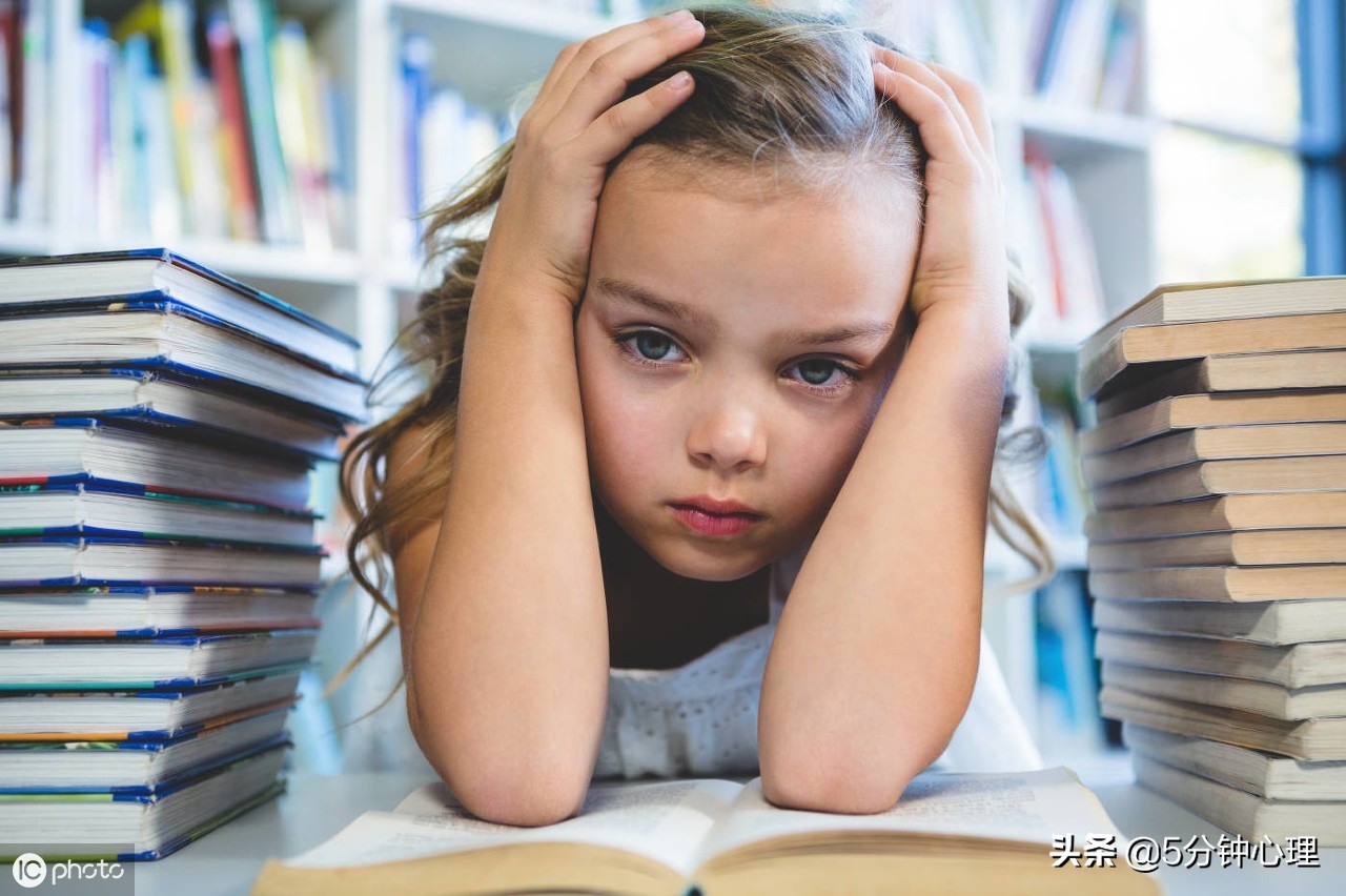 心理学都有哪些心理障碍,心理学的八种心理障碍
