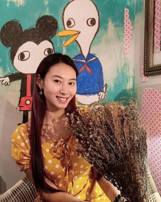 恭喜！39岁香港女星“波波姐”宣布怀孕4个月，上月才急嫁老公