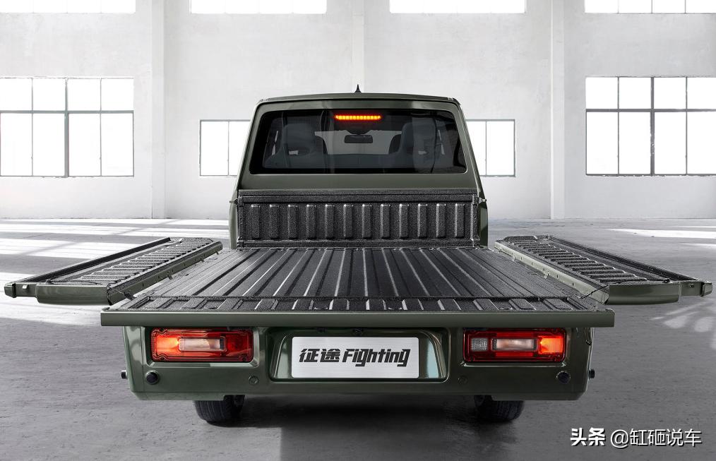 未满月就卖10000多台，“人民的皮卡”*途征**，到底凭啥走红？