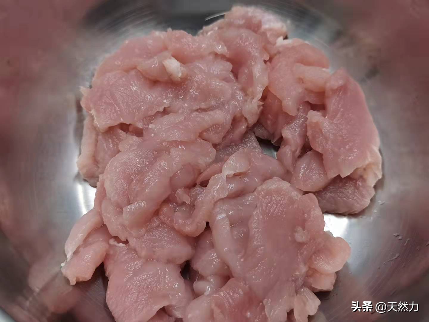 猪肝汤怎么做又嫩又不糊汤,猪肝汤要怎么做才脆爽