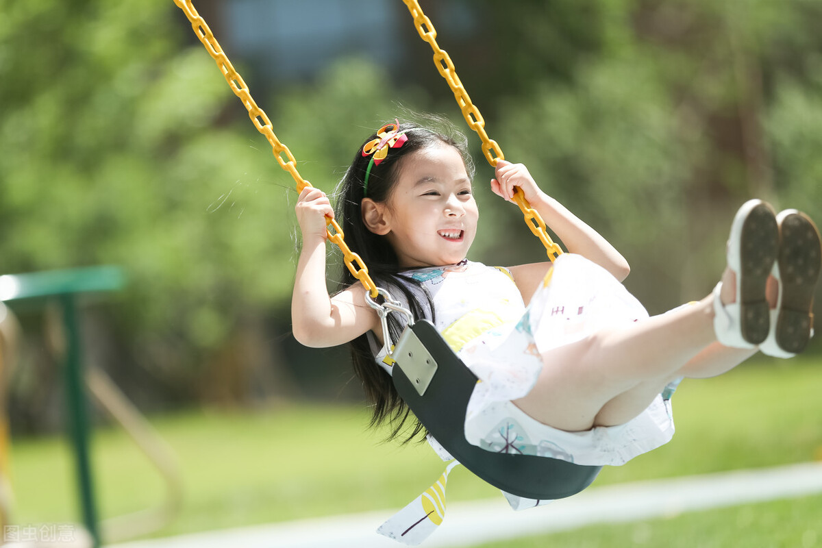 孩子在学校没有好朋友怎么办,怎么引导孩子交朋友和同学相处