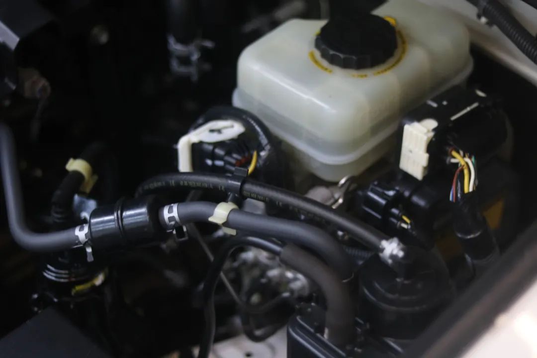 普拉多lc120整备翻新多少钱,普拉多120原厂翻新整备全过程