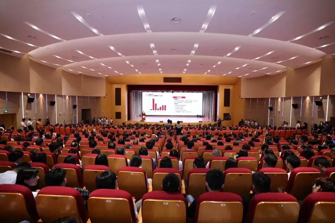 鑻忓窞澶у鏂囨瀛﹂櫌浠嬬粛,鑻忓窞澶у鏂囨瀛﹂櫌鍥剧墖