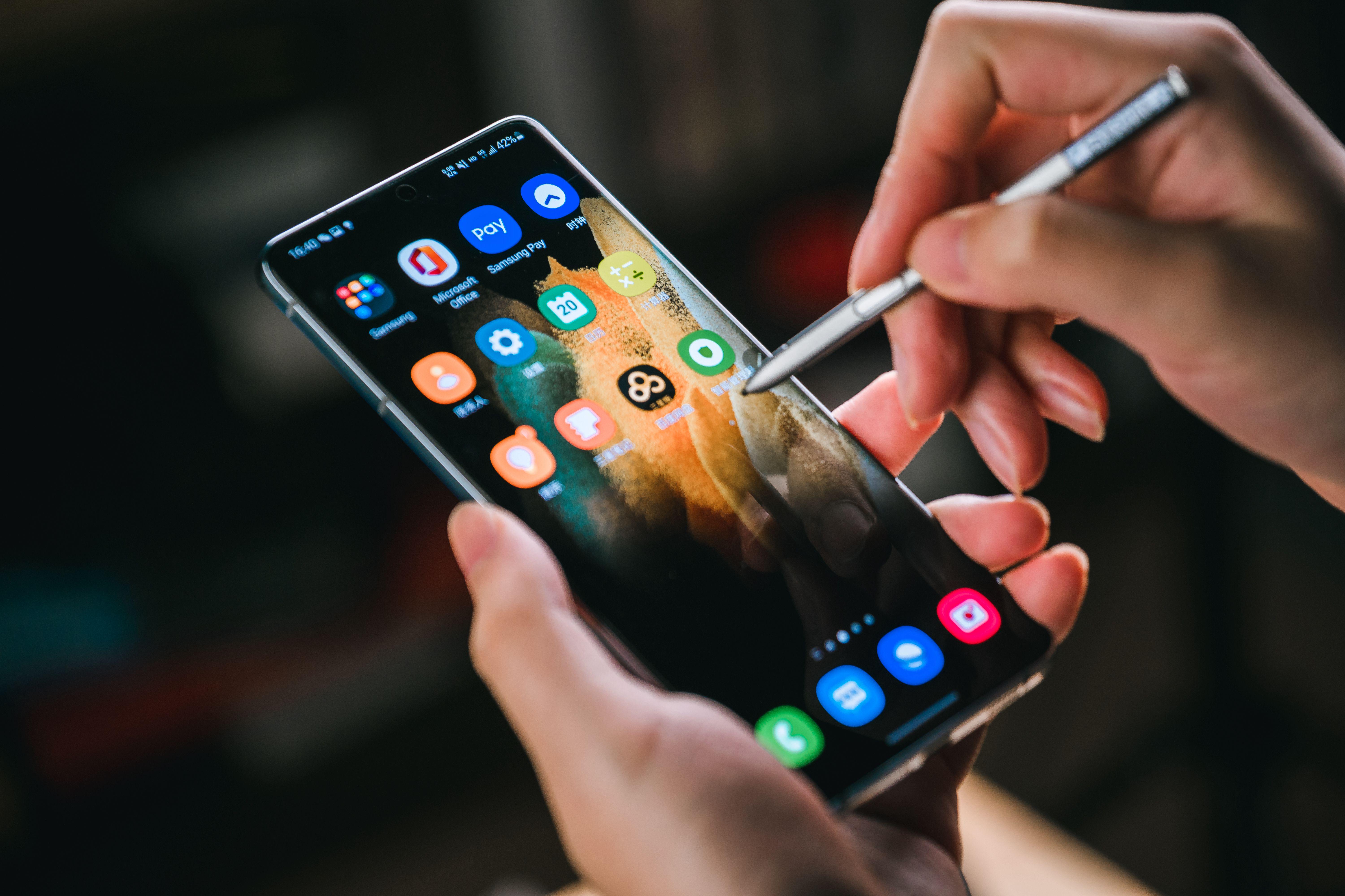 涓夋槦galaxys21ultra璇勬祴瑙嗛,涓夋槦galaxys22缁埅灏忕櫧娴嬭瘎