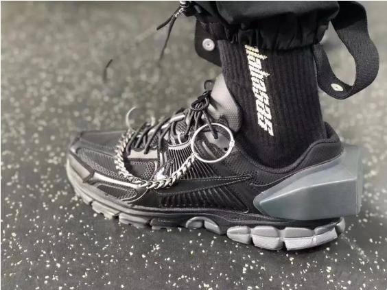 有特别配件的球鞋,拥有这些装备你也能秒变运动达人