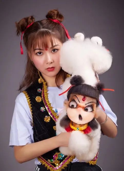 BlingBlink宠物彩妆粉亮相2021CPF广州国际宠博会