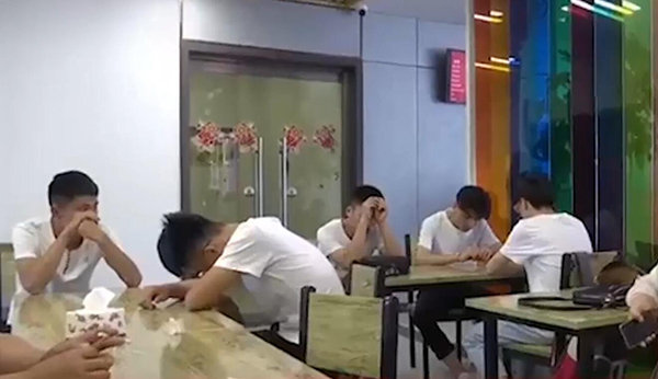 知名医院号源遭“黄牛”秒抢?发现这些线索及时报警