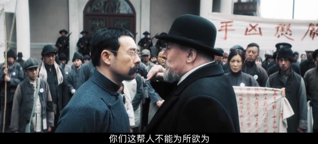 拿下3个第一，主演拍到生理承受极限，这样的电影，就该火向全国