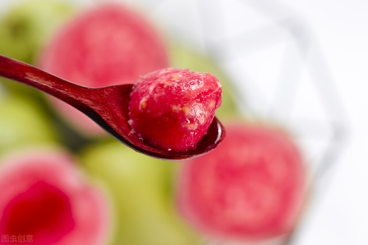 红肉芭乐是什么口感,芭乐有白肉和红肉的吗