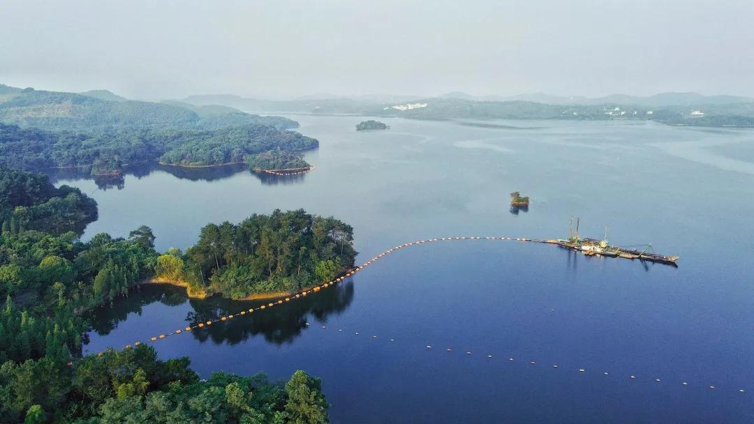 中国最美的十大温泉旅游胜地,一日游十大最美丽温泉